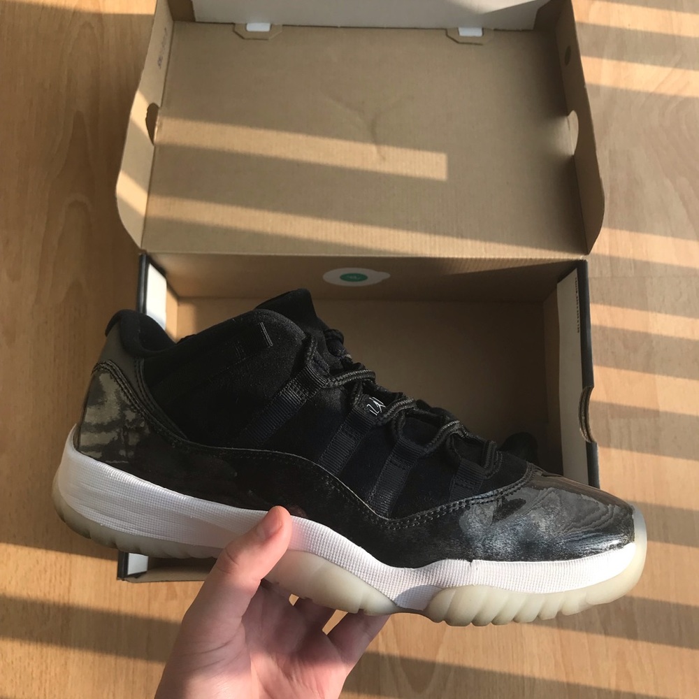 Men’s Jordan 11’s